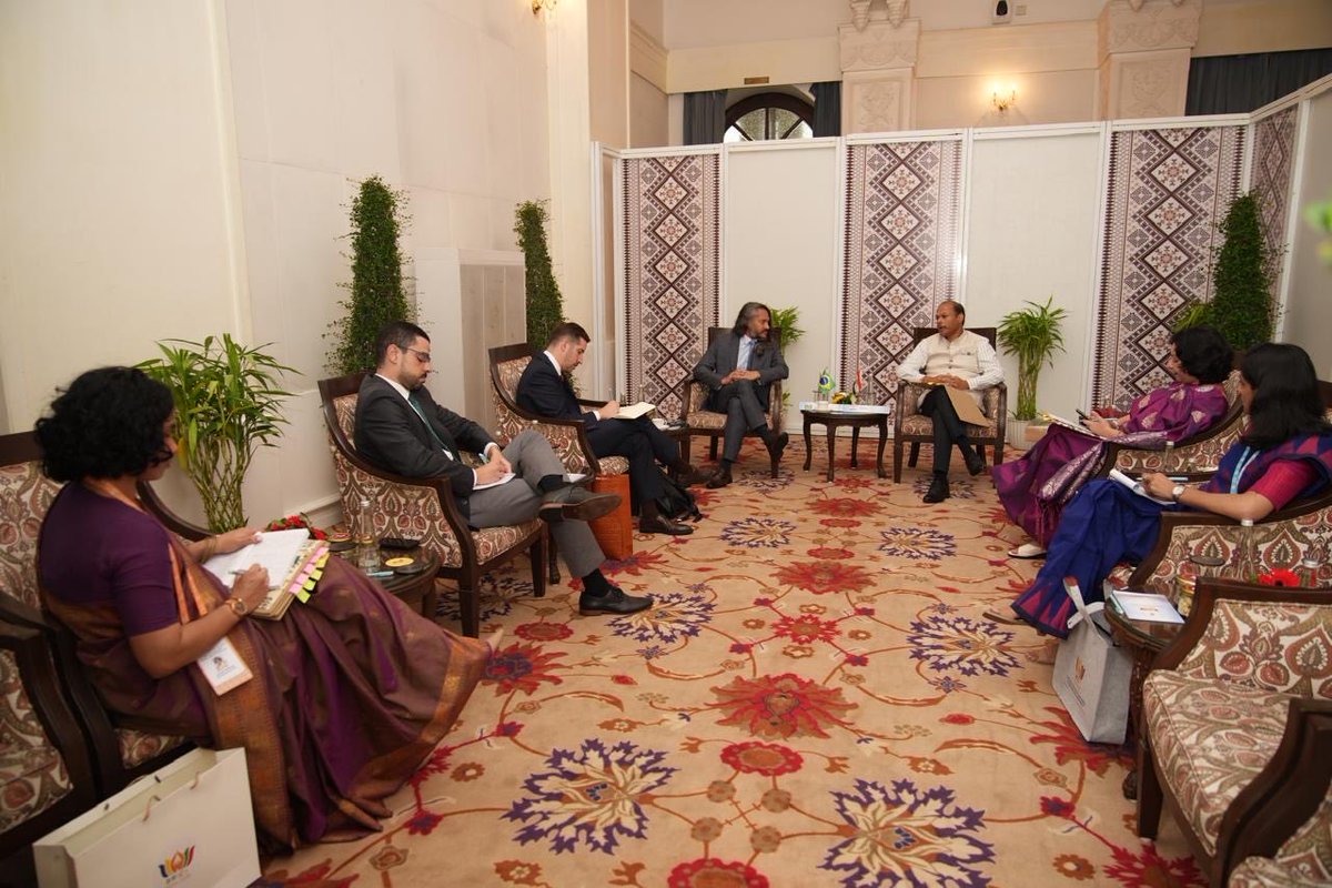 MinOfCultureGoI's tweet photo. During the ongoing BRICS Culture Track meetings under India’s Chairship, Shri Vivek Aggarwal, Secretary, Ministry of Culture, held a bilateral meeting with H.E. Mr. Deyvesson Israel Alves Gusmão, President of the National Historic and Artistic Heritage Institute (IPHAN), Ministry of Culture, Federative Republic of Brazil.

The discussions focused on strengthening India–Brazil cultural cooperation, heritage conservation, and enhancing collaboration under the BRICS framework. Shri Vivek Aggarwal also invited Brazil to participate in the Ministry of Culture’s upcoming Art & Architecture Biennale, to be held in December 2026.

#BRICS2026 #CultureUnitesAll #IndiaForBRICS @BricsIndia2026