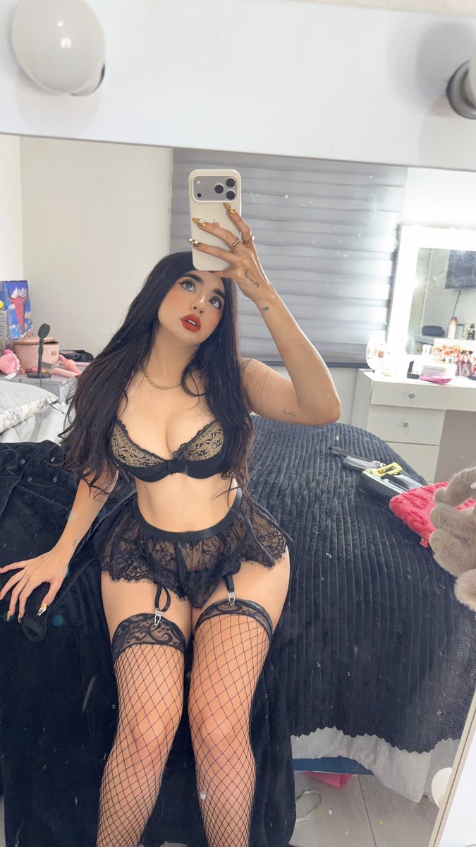 stephyeraldy's tweet photo. Te veo aquí ? ❤️‍🔥 https://t.co/OWmmzSbweF https://t.co/4isYKZGEmG