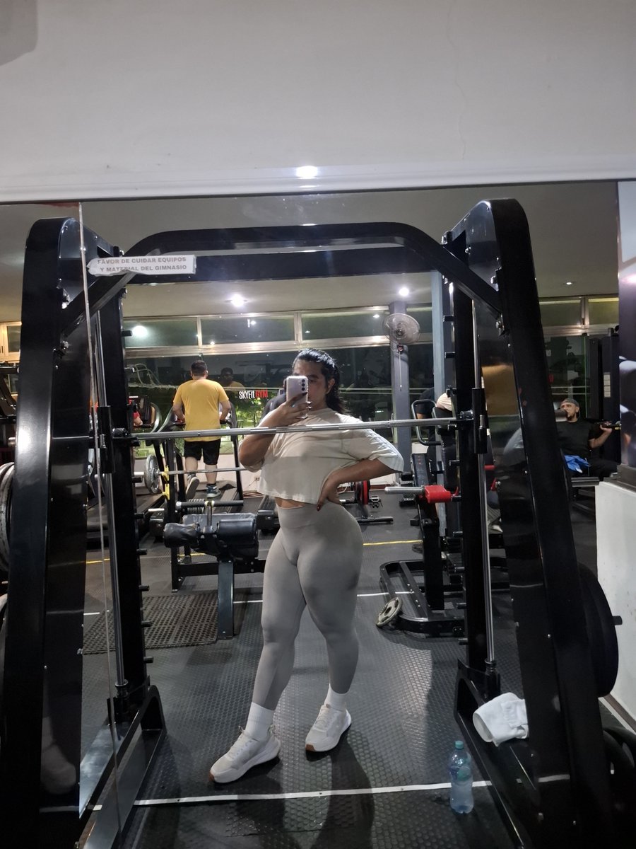 AriiiHM1's tweet photo. Tu trans 🙊🙂🥰 https://t.co/uupTIfpOVN