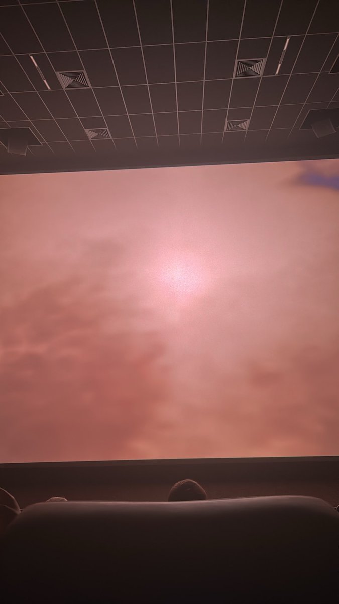 hypvlrr's tweet photo. watching spooderman
#dildo
#aura
#outside
#AI
#daboiz https://t.co/bw5NW0lJyI