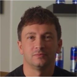 TRAPD88R's tweet photo. he’s hiding something https://t.co/LSqL2Z4Lx8