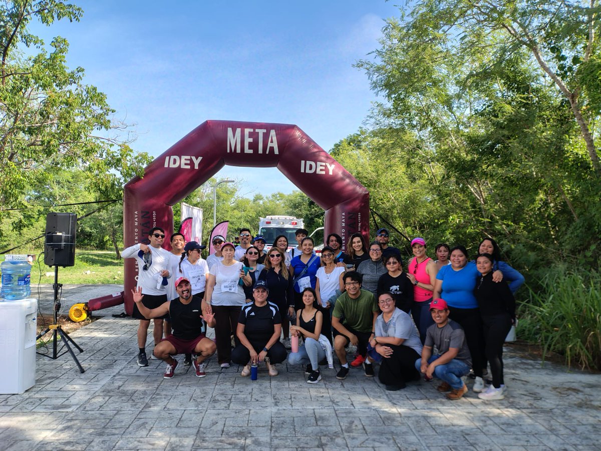 CIATEJ's tweet photo. 🏃♀️🏃♂️ En el marco del Aniversario del #CIATEJ, el personal de la Subsede Sureste participó en una carrera de convivencia con las categorías Rama Libre y Caminata, ambas de 3 km. 💚
¡Corremos juntos, crecemos juntos! 🏅✨
#50AniversarioCIATEJ #CIATEJ50Años https://t.co/8qJKWfeEJN