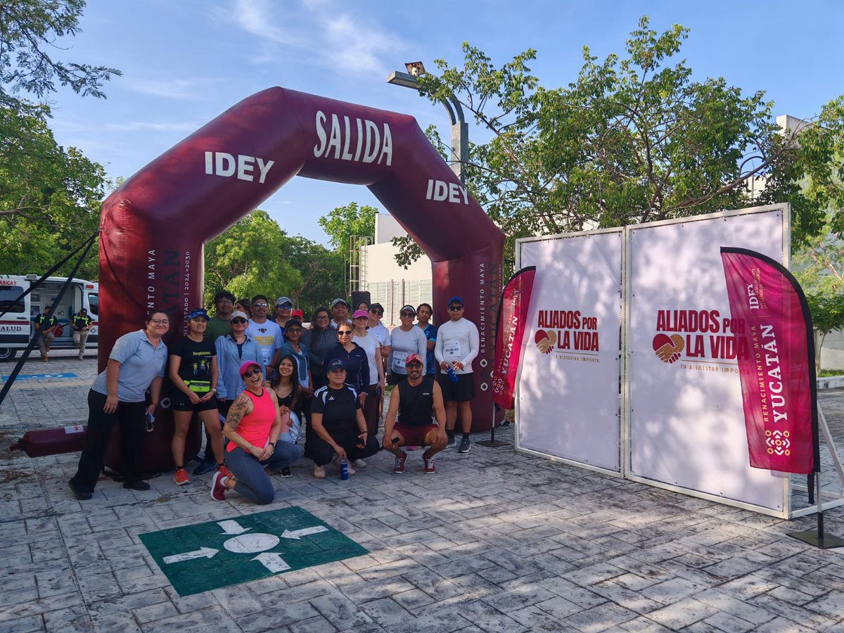 CIATEJ's tweet photo. 🏃♀️🏃♂️ En el marco del Aniversario del #CIATEJ, el personal de la Subsede Sureste participó en una carrera de convivencia con las categorías Rama Libre y Caminata, ambas de 3 km. 💚
¡Corremos juntos, crecemos juntos! 🏅✨
#50AniversarioCIATEJ #CIATEJ50Años https://t.co/8qJKWfeEJN