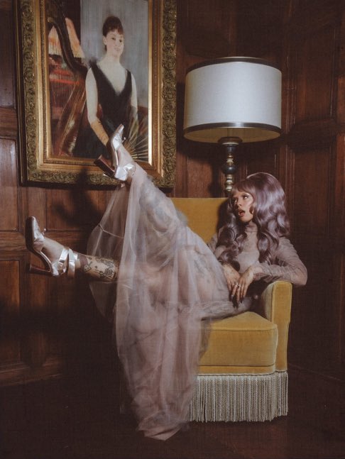 K12tour's tweet photo. The 2018 crybaby era dress, the k-12 1.0 wig, the 2019 photoshoot background, the k-12 silk heels, the afterschool vibes of the missing eyebrows, the medieval dynasty purple, i dont even have words https://t.co/BIVihOD8Jj