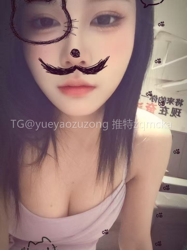 zqmcka's tweet photo. #曝光绿奴上供女友 姓名：SYH 陪酒女 状态：发情带锁3月 自评语：发情绿帽傻逼王八🐢 https://t.co/aJax2CVFcm