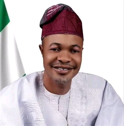 shehu_mahdi's tweet photo. ADENIYI MATHEW ADEYEMI  IS "INNOCENT"

 Adeniyi Matthew Adeyemi, the alledged DG of a non existing presidential agency is "INNOCENT"  by association and by geography.

1. Pickpocketers are deemed innocent when in the midst of hardened armed robbers.

2. When a dog kills a sheep and eat it alone, he is considered innocent in the midst of lions.

3. When a rapist is caught in the act, his attitude becomes normal if found in the midst of someone in whose house  dead lady's  corpse was discovered and nothing and everything  looks normal

4. A debtor  charged before a court of law  for being unable to pay a debt of N1m represents innocence and should be considered for a national award and his debt written off  when compared to a politician or appointee who stole N450 Billion and entered into plea bargain to return some and keep the  fater  portion.

Hello. Good evening.

5. A person who steals daily as an attitude inorder to eat is less harmful than a mass murderer, a bandit and killer kidnappers who kill, main and incapacitated thousands but end up being " compensated" with training,  feeding, monthly salary amnesty and reintegrstion.

6. It is strange that Adeniyi is being " " HARASSED" for crime that is not common in the geography he comes from considering the currebt list of Nigerians under trial and investigation by both the Efcc, icpc, Dss and Nigeria police. 

7. The "CORRECT  DG"  should be immediately released be used he is INNOCENT BY " ASSOCIATION" and by "GEOGRAPHICAL COMFORT"