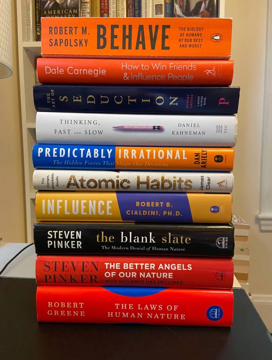 Apce9966's tweet photo. I find reading to be a way to relax and unwind—a chance to temporarily step away from the pressures of daily life and immerse myself in the world of books. They often provide me with inspiration and spark my creativity (and this can certainly be linked to the realm of investment https://t.co/gWGpuylcNA