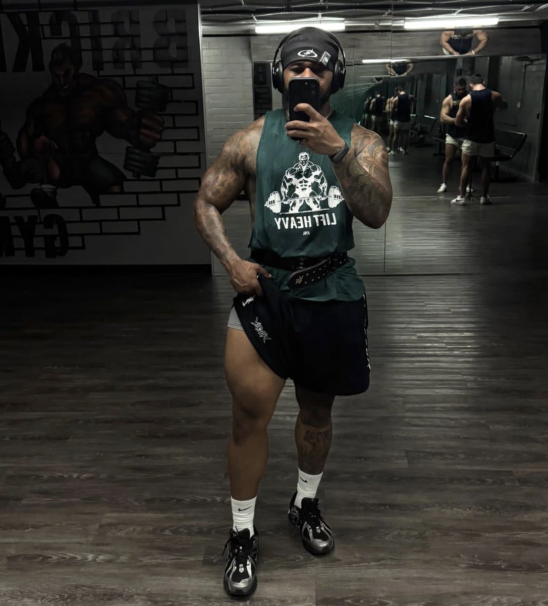DonaldW047's tweet photo. No shortcuts, just hard work. https://t.co/lqk3qdZLo6
