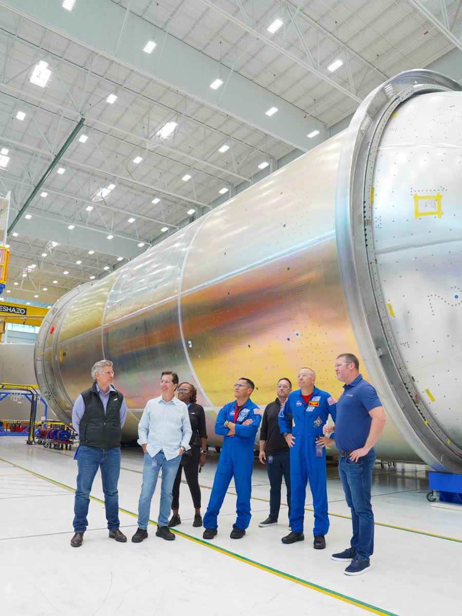 blueorigin's tweet photo. What's better than a day at Rocket Park? Astronauts stopping by. 🚀

We were thrilled to welcome @NASAArtemis III Astronauts Randy Bresnik (@AstroKomrade) and Frank Rubio to Rocket Park this week! These incredible astronauts represent the future of lunar exploration, and we're excited to support the Artemis III mission with our Blue Moon MK2 Earth Orbit Rendezvous demonstration vehicle.
