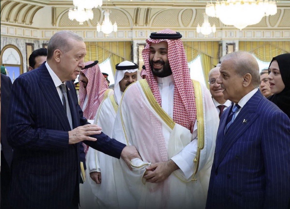 alghandi_s16111's tweet photo. وين اتفاقياتكم هذي يوم كانت غزة تباد 
للاسف انتم قوتكم على المسلمين فقط 
ولكن رجال المقاومة لكم بالمرصاد

#اتفاقيه_مكة_للدفاع_المشترك https://t.co/akO0VWV3Yo