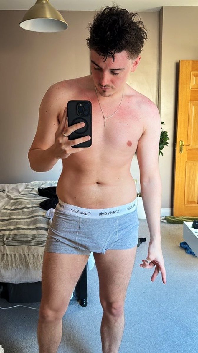 Benjaminmwkf7's tweet photo. Morning preview... 😈 Just dropped the full video on my Telegram 🎥 https://t.co/V849lNco4I

#goodmorning #fitness #calvinklein #twink #abs #fitboy #exclusive #teaser https://t.co/0iNxz4rC34
