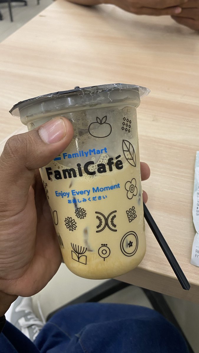 HeyPriixyd's tweet photo. Gabut https://t.co/miKkf5xsV3