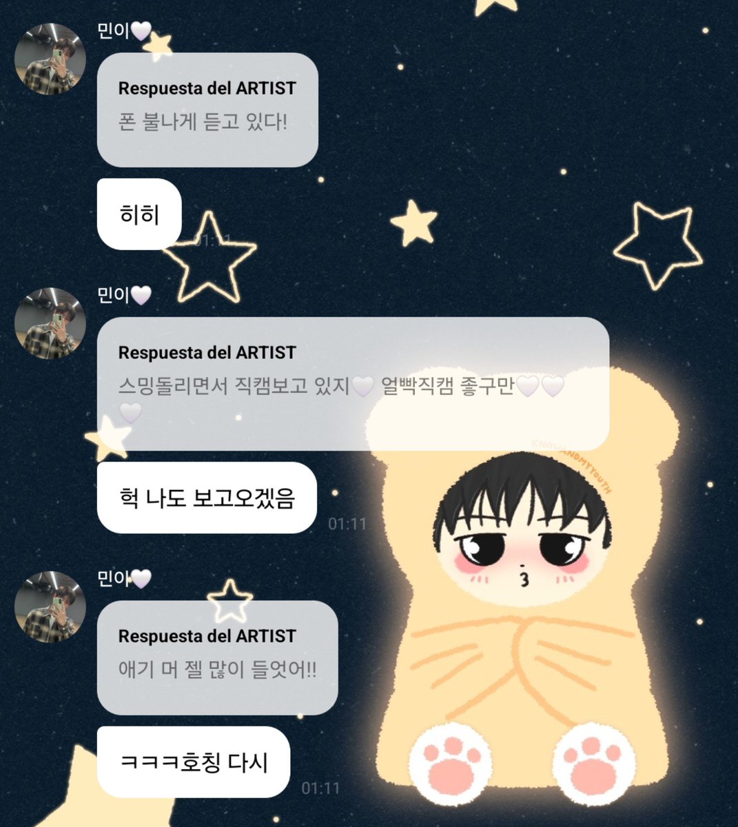 realskzoo's tweet photo. 🧭: Lo estoy escuchando hasta que el teléfono eche fuego!
🐶: Hihi
🧭: Mientras hago streaming estoy viendo fancams 🤍 Qué buena está la fancam con el enfoque en la cara 🤍🤍🤍
🐶: Heok! Yo también iré a verla
🧭: Bebé!! Qué [canción] has escuchado más!!
🐶: ㅋㅋㅋ repite cómo me llamaste