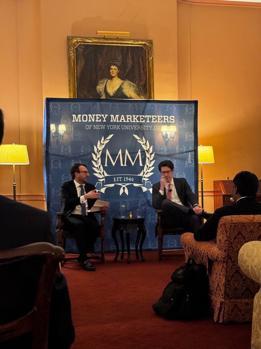 Aoce7788's tweet photo. It was a privilege to attend the reception hosted by the Money Marketeers of New York University and to hear Dr. Pierre Yared, Acting Chair of the White House Council of Economic Advisers, provide an in-depth analysis of the latest *Economic Report of the President*. https://t.co/JCUxn0Os5e