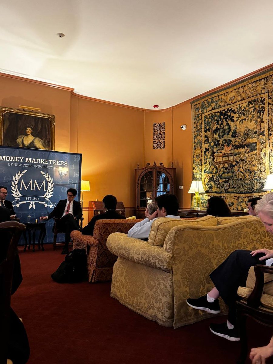 Aoce7788's tweet photo. It was a privilege to attend the reception hosted by the Money Marketeers of New York University and to hear Dr. Pierre Yared, Acting Chair of the White House Council of Economic Advisers, provide an in-depth analysis of the latest *Economic Report of the President*. https://t.co/JCUxn0Os5e