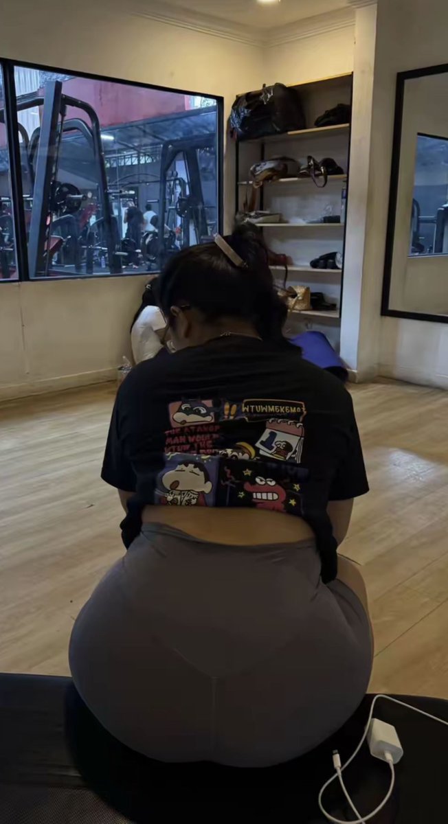 nytarke's tweet photo. Jong bn ss dea🥺🍑 https://t.co/llTCc7XnIw