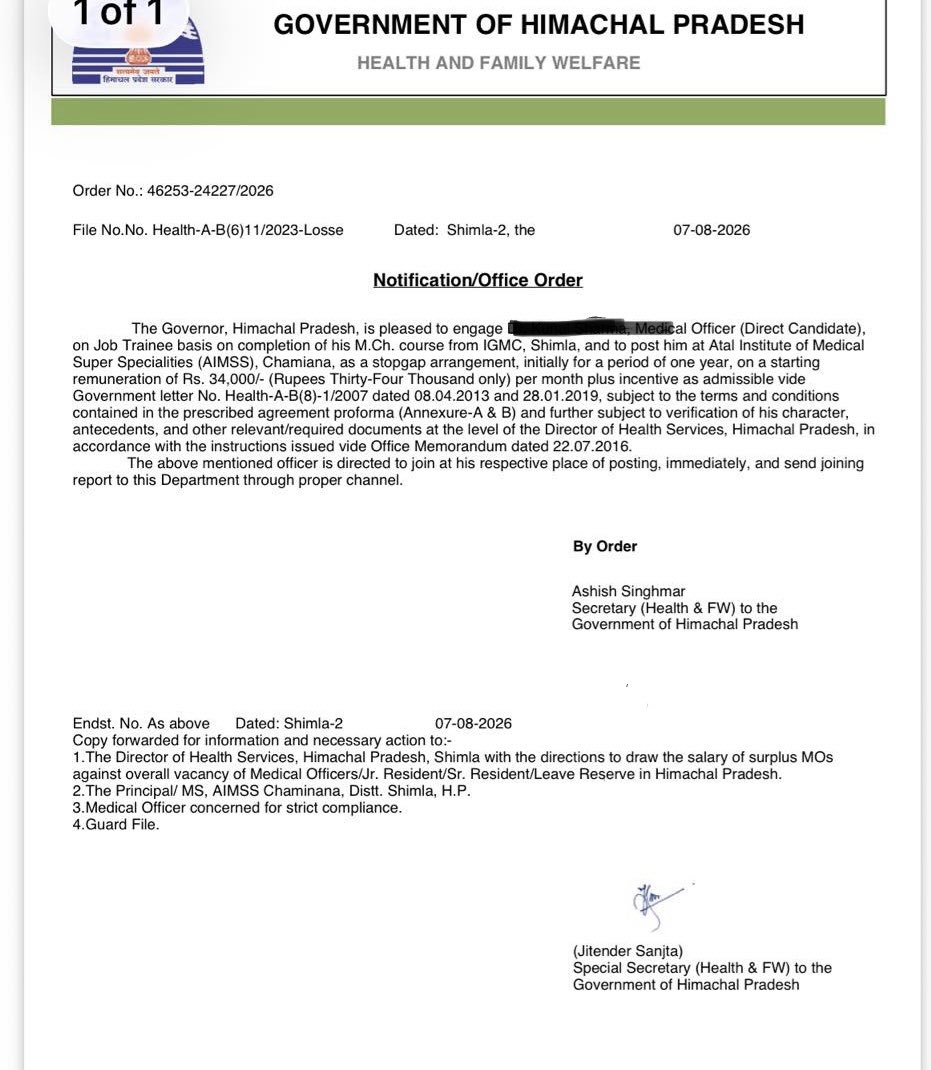 bhatia_nachiket's tweet photo. ₹34,000/month for an MCh CTVS surgeon. Let that sink in.

MBBS → MS General Surgery → MCh Cardiothoracic & Vascular Surgery.
Nearly a decade+ of brutal medical training to become a SUPER-SPECIALIST SURGEON who operates on hearts and major blood vessels.

And the Himachal Pradesh Government offers him ₹34,000/month on a stop-gap arrangement?

We scream about shortage of specialists, but when we finally have them, this is how we value them.

This isn’t just underpayment.
This is an insult to medical education, skill and sacrifice.

A country that cannot respect its super-specialists shouldn’t complain when its best doctors leave.

₹34,000 for an MCh CTVS surgeon. Shameful.

#Doctors #CTVS #MedTwitter #HimachalPradesh