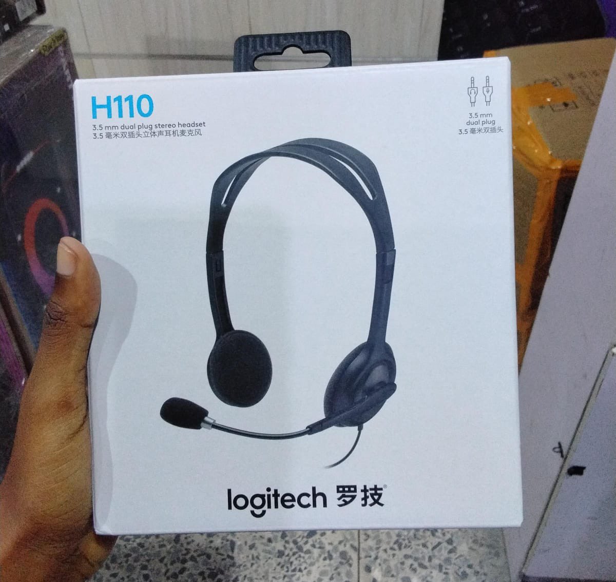 ln_comm's tweet photo. Logitech H110 headset (Aux)
₦20,000 https://t.co/jyX2KPbDtC