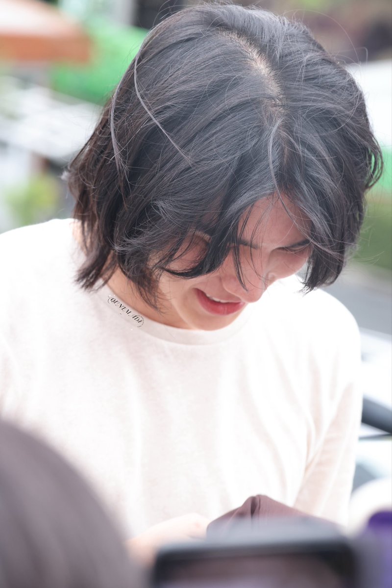 YIHANHANNNN's tweet photo. 素颜神了
#bxxm 
#BXXMRVW 
#bxxm_rvw 
@bxxm_rvw https://t.co/qAaKVNrjrg