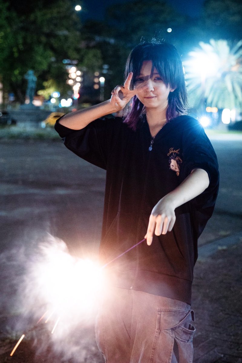 amane_LEalize's tweet photo. はなび！！！！！！ https://t.co/lG9F7Hgceo