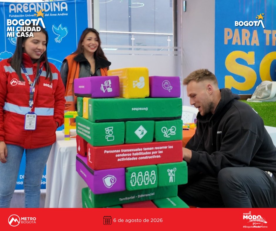 MetroBogota's tweet photo. 🙌 Realizamos la primera jornada de la campaña de movilidad sostenible que adelanta el Metro de Bogotá, en articulación con la Fundación Universitaria del Área Andina. 🍃
✔️ Esta iniciativa busca que los estudiantes se conviertan en agentes de cambio y protagonistas de la cultura alrededor del Metro, promoviendo la movilidad sostenible y apropiándose de conceptos clave como la reducción de emisiones de CO2, el ahorro en los tiempos de desplazamiento y los beneficios que traerá el Metro para la ciudad. 👏
😉 Así se vive #BogotáModoMetro 〽️, la cultura ciudadana del Metro de Bogotá.