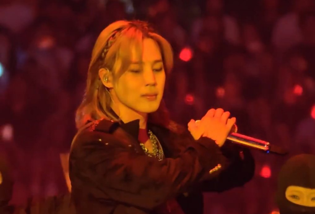 trulyjmin's tweet photo. the most beautiful androgynous person i've ever laid my eyes on i cant get enough of this look my god https://t.co/lYi4nbe931