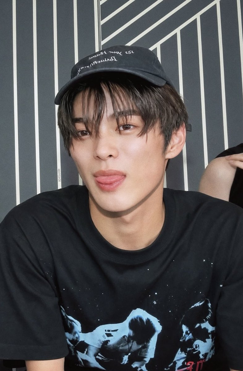 distpeorkrl's tweet photo. @byeongchankim https://t.co/FjZIihx7zJ