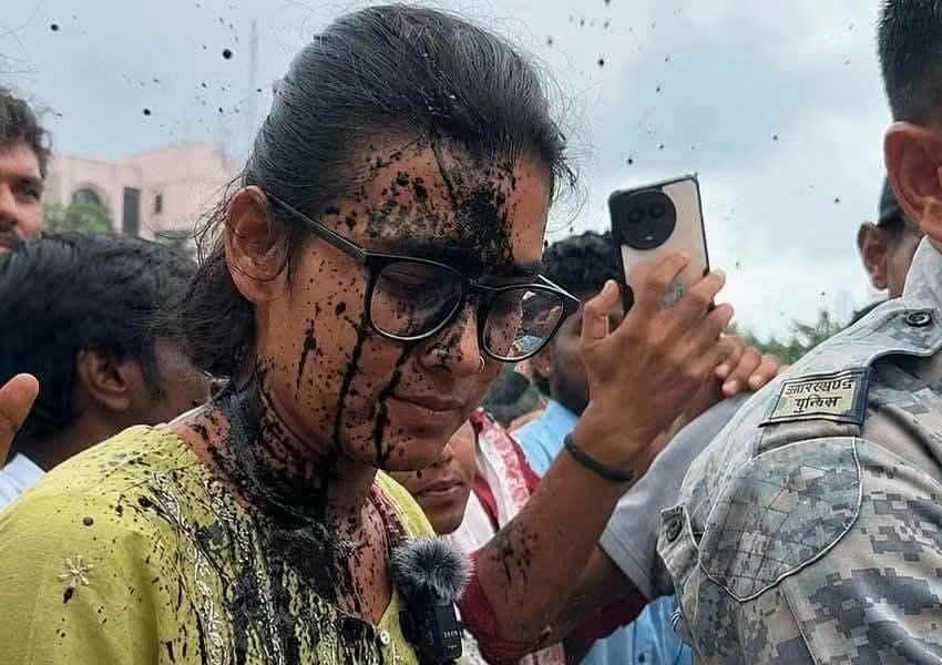 ramvedii's tweet photo. Every Leftist who wants to break India in Pieces deserves this!!! https://t.co/dgVETHOSAb