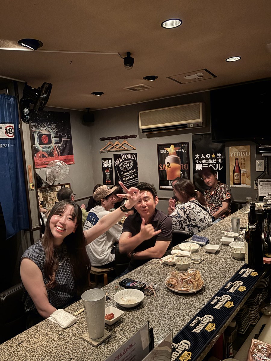 NasuWaveFM567's tweet photo. おつかれさまです。
金コロ、『遅咲豊とお酒を飲む会』でした。(片付け中)
遅咲豊ファンの当日参加が4名もいて、予定数オーバーでしたが…
皆んな仲良く、そして楽しく、お酒が飲めました。差し入れだけに来てくれた567ファンの方もいたりして。愛されてますねー。
ありがとうございます。感謝。567魂 https://t.co/4UdFBK5Fj2