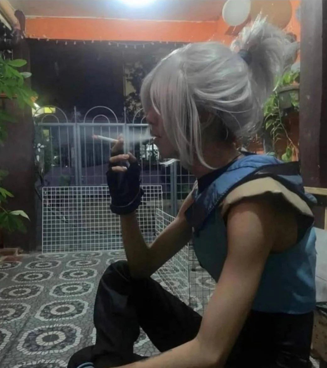 aniceraw's tweet photo. quand j’rentre jv envoyer des streams sur valo et lol j’espère vous y voir … https://t.co/pxE15tf2Gy