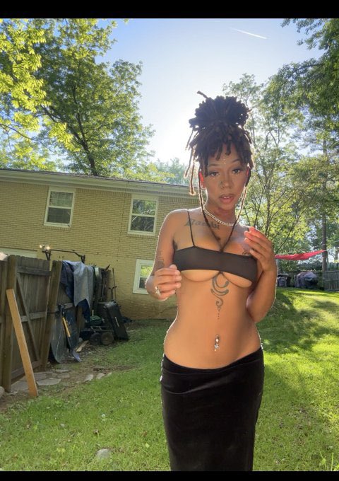 queenbhambii's tweet photo. Pretty face pretty pussy bby 🫦 https://t.co/HZifa6JVtd