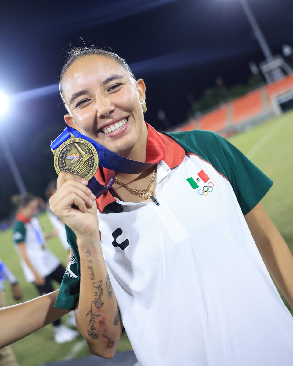 AzulFemenil's tweet photo. Nuestras Celestes son de Oro 🤩🏅🇲🇽 

Hoy queremos felicitar a Andrea Frías a Tanna Sánchez que representaron con orgullo a la Selección Mexicana Sub-23 en los Juegos Centroamericanos y del Caribe 2026. 

¡Felicidades, campeonas! 🚂💙 https://t.co/FMbMnVEJcj