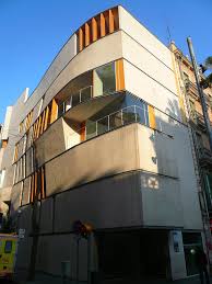 angelramos1958's tweet photo. 😡
A la biblioteca de la Vila de Gràcia no se li acut millor manera que celebrar la nostra festa major que amb un espectacle infantil en espanyol. 
Espectacle musical "Gràcia se viste de cuentos: vecinas, ventanas y balcones", amb Alejandra Hurtado Cicarelli https://t.co/JUSyk3LNdk