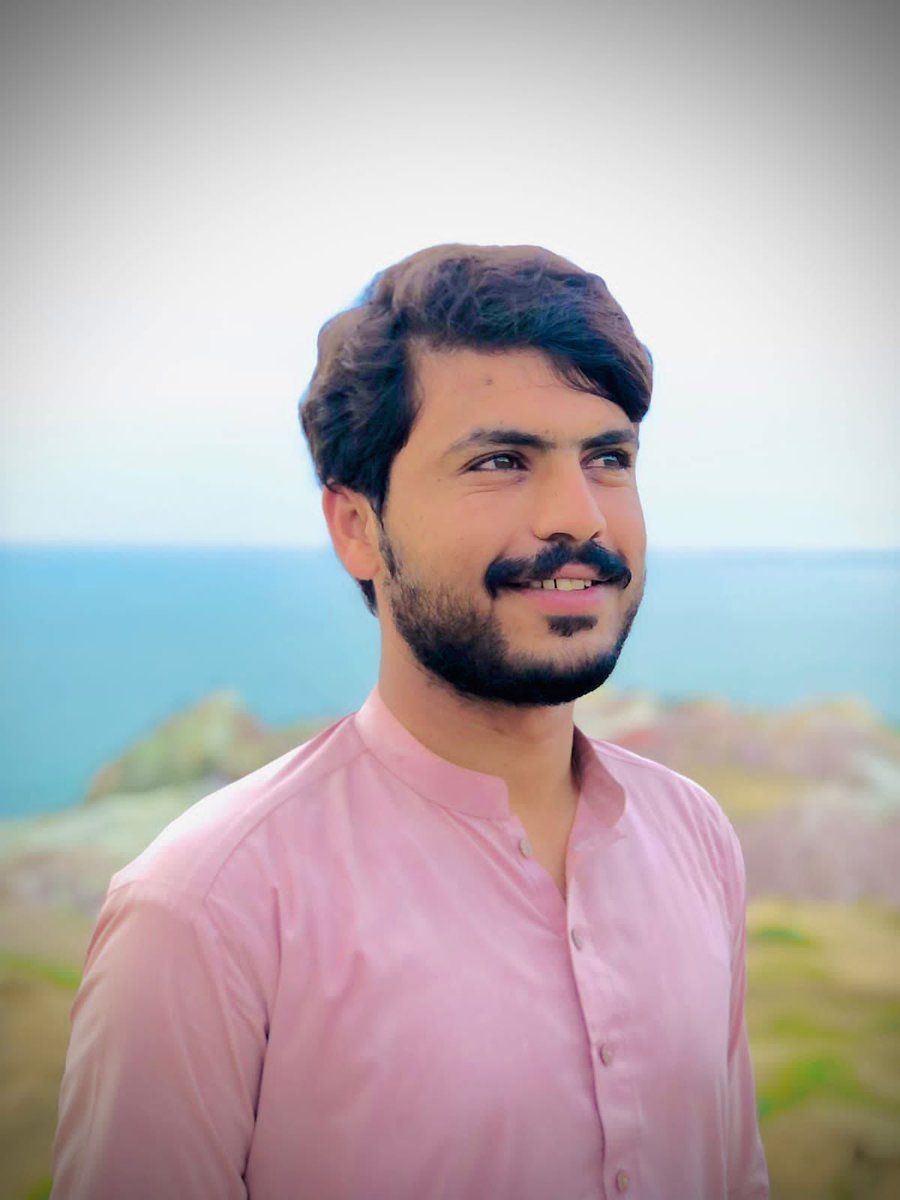 rahman_murad8's tweet photo. Khalil remains missing!!!
Zubair remains missing!!!

#ReleaseZubairBaloch
#ReleaseKhalilBaloch
#SaveBalochStudents
#EndEnforcedDisappearances https://t.co/A7q1iTgbMN