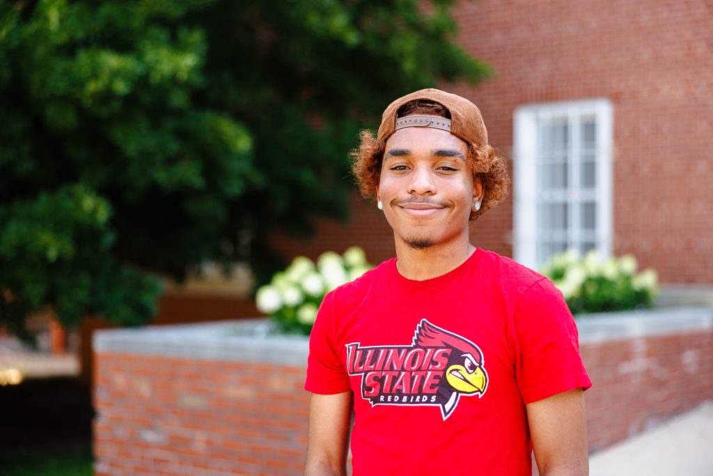 BusinessISU's tweet photo. Our Newest Redbirds: How a sibling bond led Kam Thompson to Illinois State. During a 2022 trip to see his big sister at Illinois State University, incoming freshman Kam Thompson knew he was destined to be a Redbird. https://t.co/IG9edivLTH

#businessbirds #siblings #legacy https://t.co/zHPElS7LS8