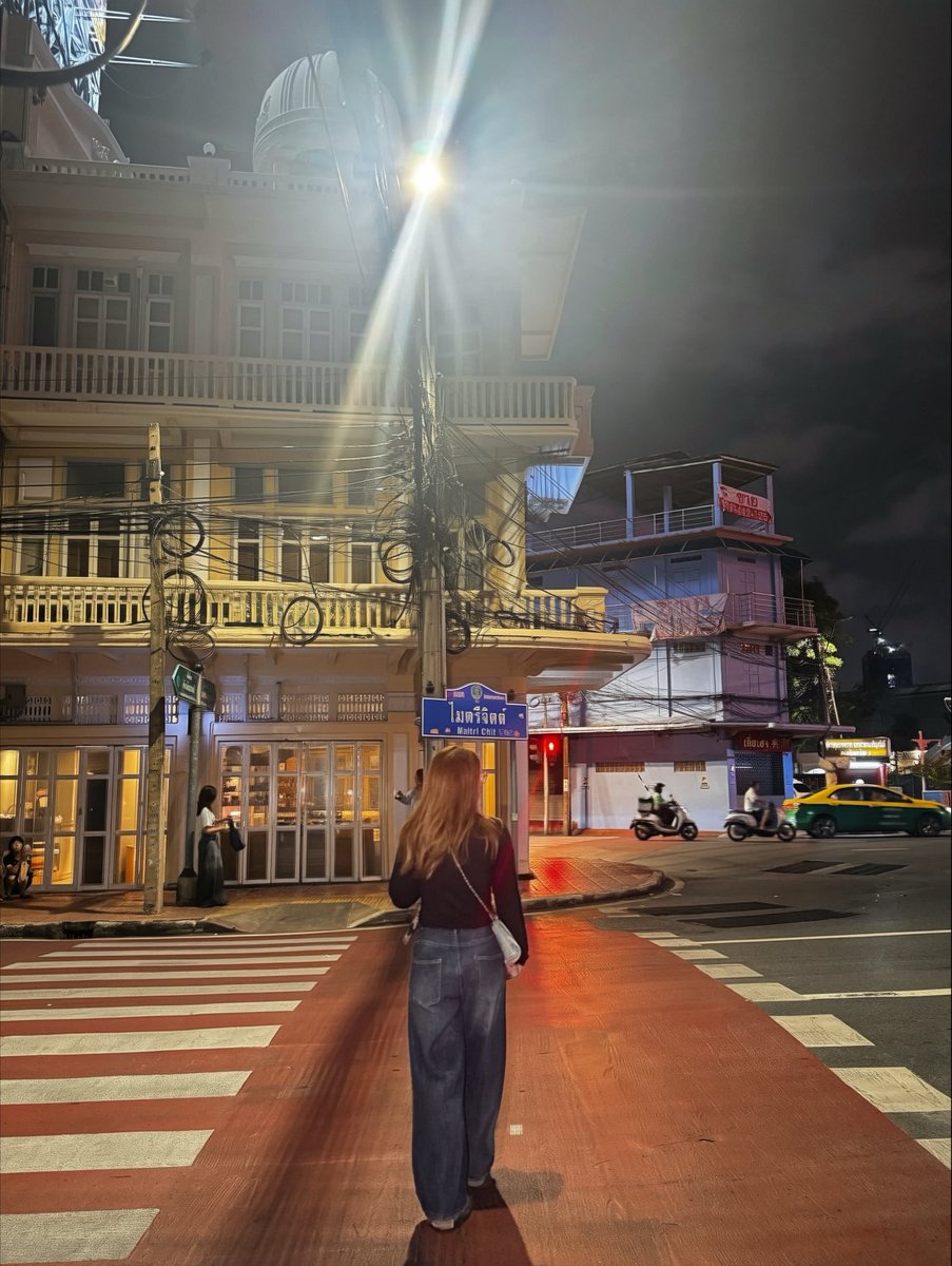 GamMy_vipsol's tweet photo. ไปเยี่ยมบ้านของจิ้นเจากับเจียงมู่มา 🥺🫶🏻
#何与 #HeYu #Speedandlove https://t.co/AVLsd36Y5Q
