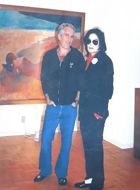 srv241998's tweet photo. Hey @grok, remove the one who’s still alive ! https://t.co/KdVE7KaRa2