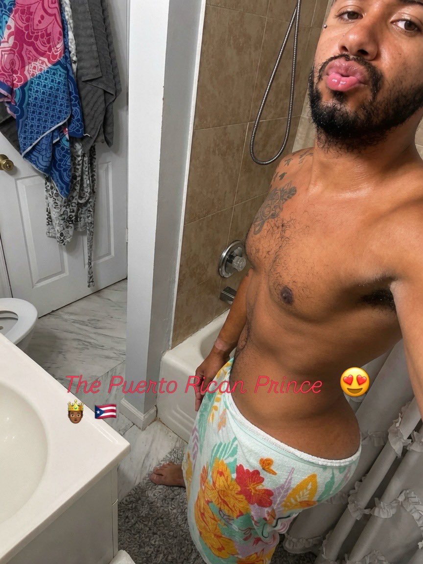 King4Taino's tweet photo. 😘😘 https://t.co/B8bkHAxdgW