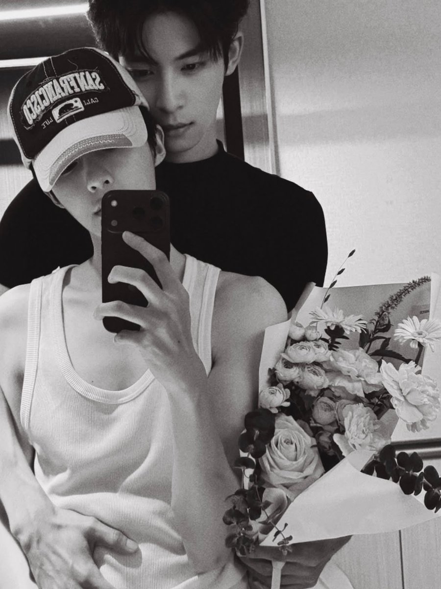 hubboyslove's tweet photo. GRAVIDINHO! Yan Ruihao e GuanYue de ‘Bittersweet Love’ em novas fotos. https://t.co/ryhT7fkuKy