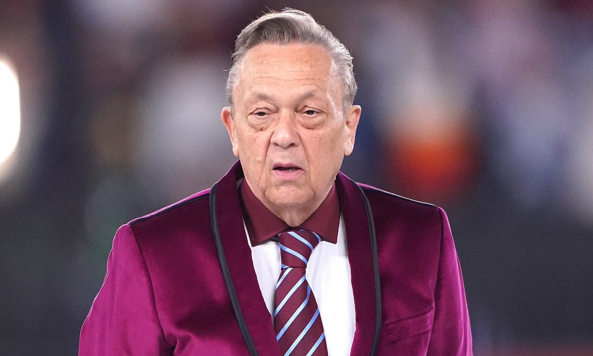 WestHam_Central's tweet photo. BREAKING: David Sullivan plans to defy advice to stay away from West Ham’s first home game of the season because he feels he is being 'bullied by keyboard warriors' into missing it.

@MailSport https://t.co/eEjyaQyaVr