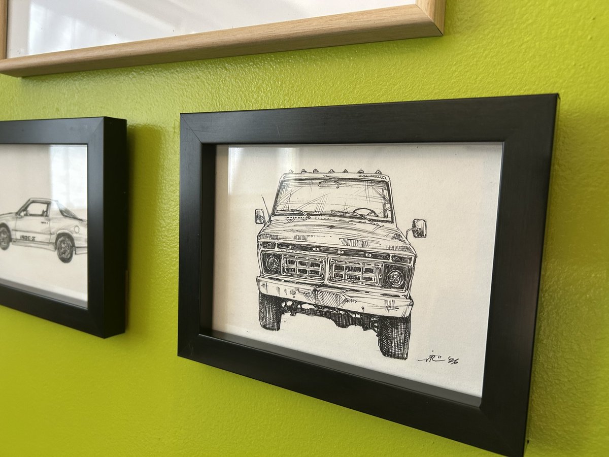 VinnieRicasio's tweet photo. A couple of new retro auto, art additions up on the gallery home wall. #Ford #IROCZ
https://t.co/vIIJw6nzMV
#Art #Drawing #Illustration #WallArt #Gallery https://t.co/6yIV5AVteE