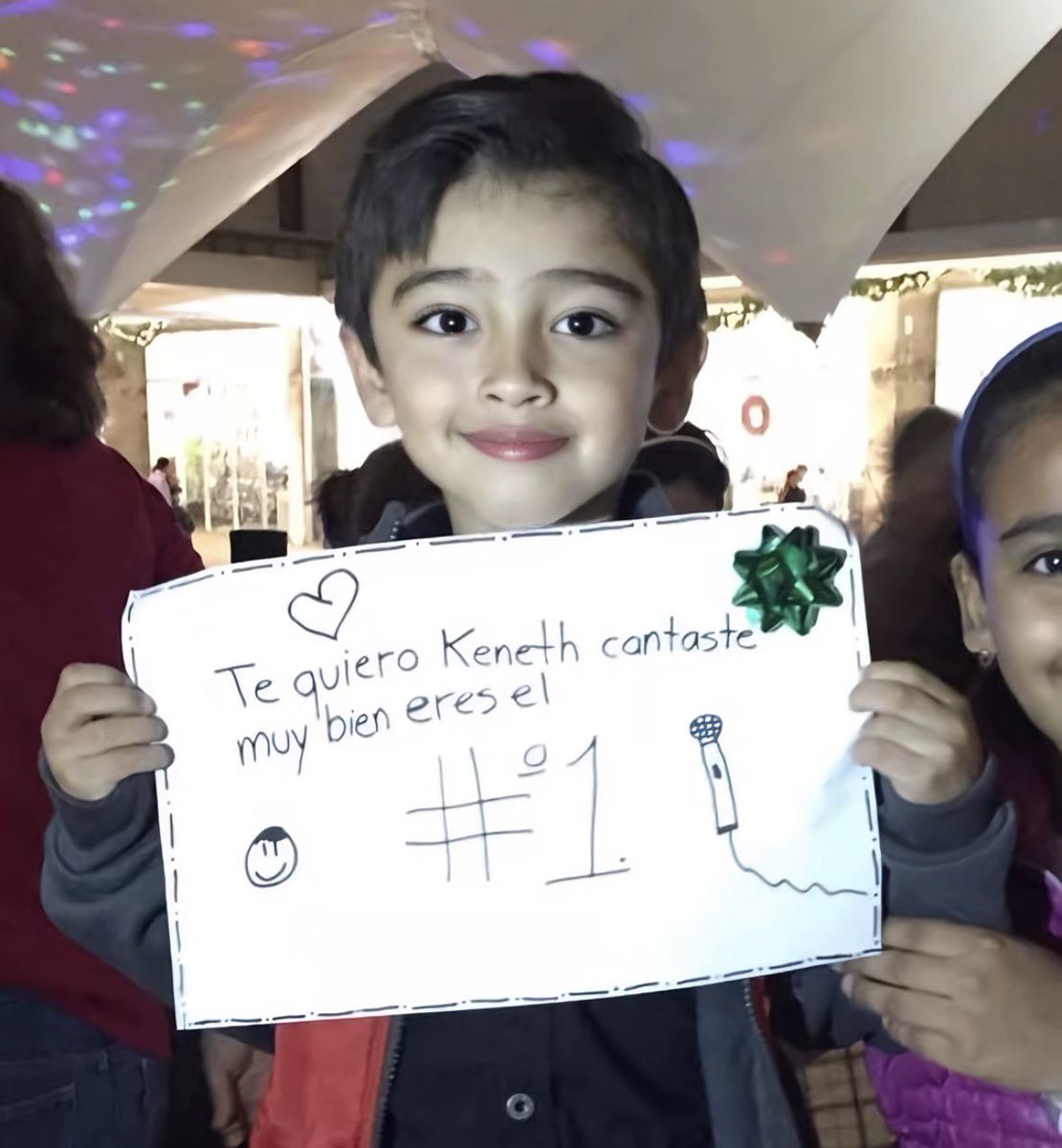 ceroporcientoo's tweet photo. te quiero keneth cantaste muy bien eres el #1 https://t.co/ruTJKO9pSa