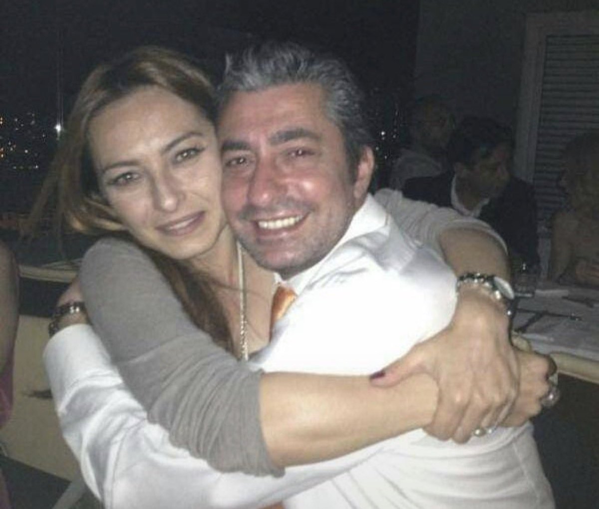 halilbeeyx's tweet photo. evdeki herkesin psikolojisiyle oynadıktan sonra annemle babam https://t.co/j5bm6vQlqk