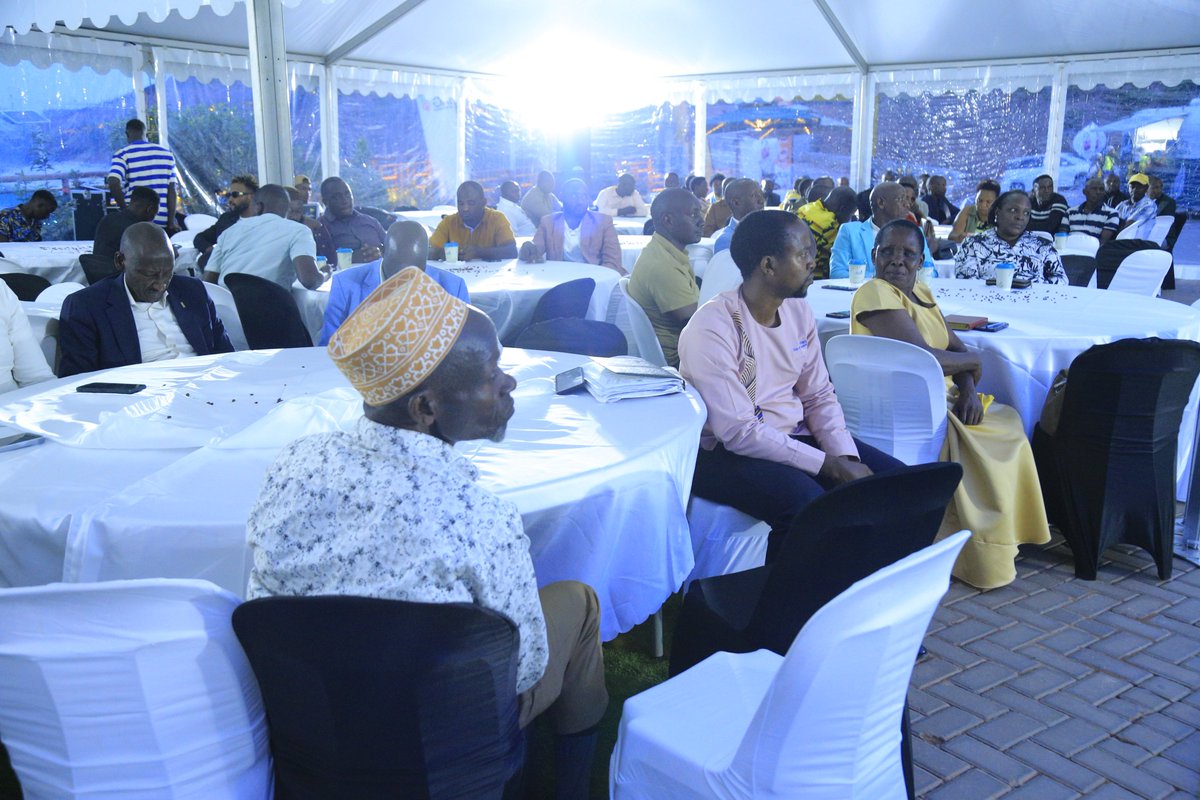 SamuelTayariWes's tweet photo. Coffee farmers and entire Stakeholders have gathered at the Africa Coffee Park in Ntungamo for a progress update dinner to review milestones achieved, ongoing work and the remaining steps towards full completion of the project. https://t.co/463mID0X34