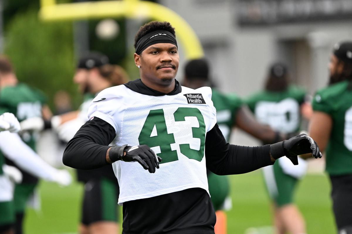 nypostsports's tweet photo. Mykal Walker standing out for Jets at needed position https://t.co/ljsEj71SEA https://t.co/ki4Iwpl39o