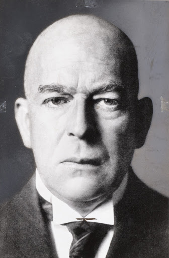 pepeepep42's tweet photo. @iamgingertrash @matrbk @zerohedge this mf called europe’s death a century ago and we’re still waiting https://t.co/KJ8EyPmDMA