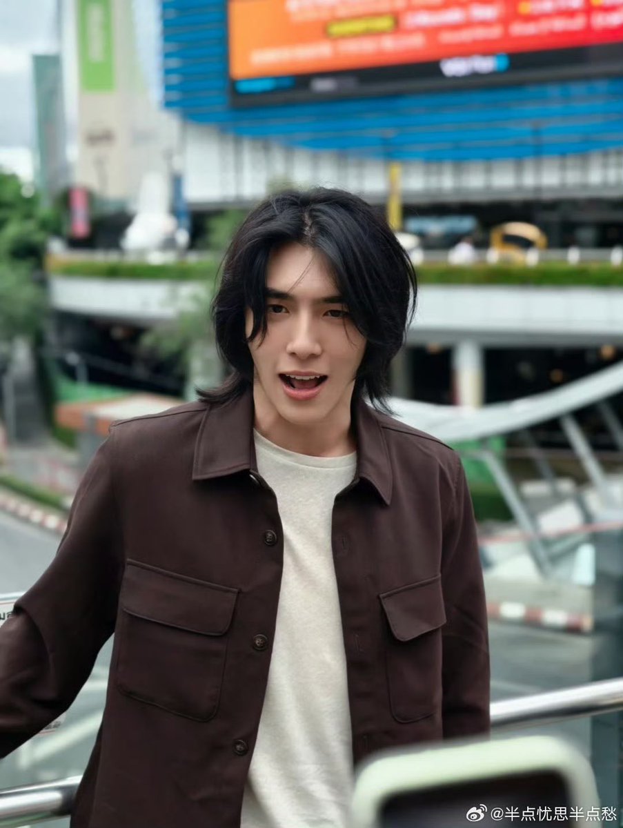golden_csnp's tweet photo. Happy birthday, our North Star 🌟 I wish you to always shine, you give us the strength to never give up, you taught us. I hope you find your love, and that you'll have many more lead roles. Be happy 🐋✨ Always with you 🤍✨

#BoomsDay
#BXXMRVW https://t.co/J1kPWej2RA