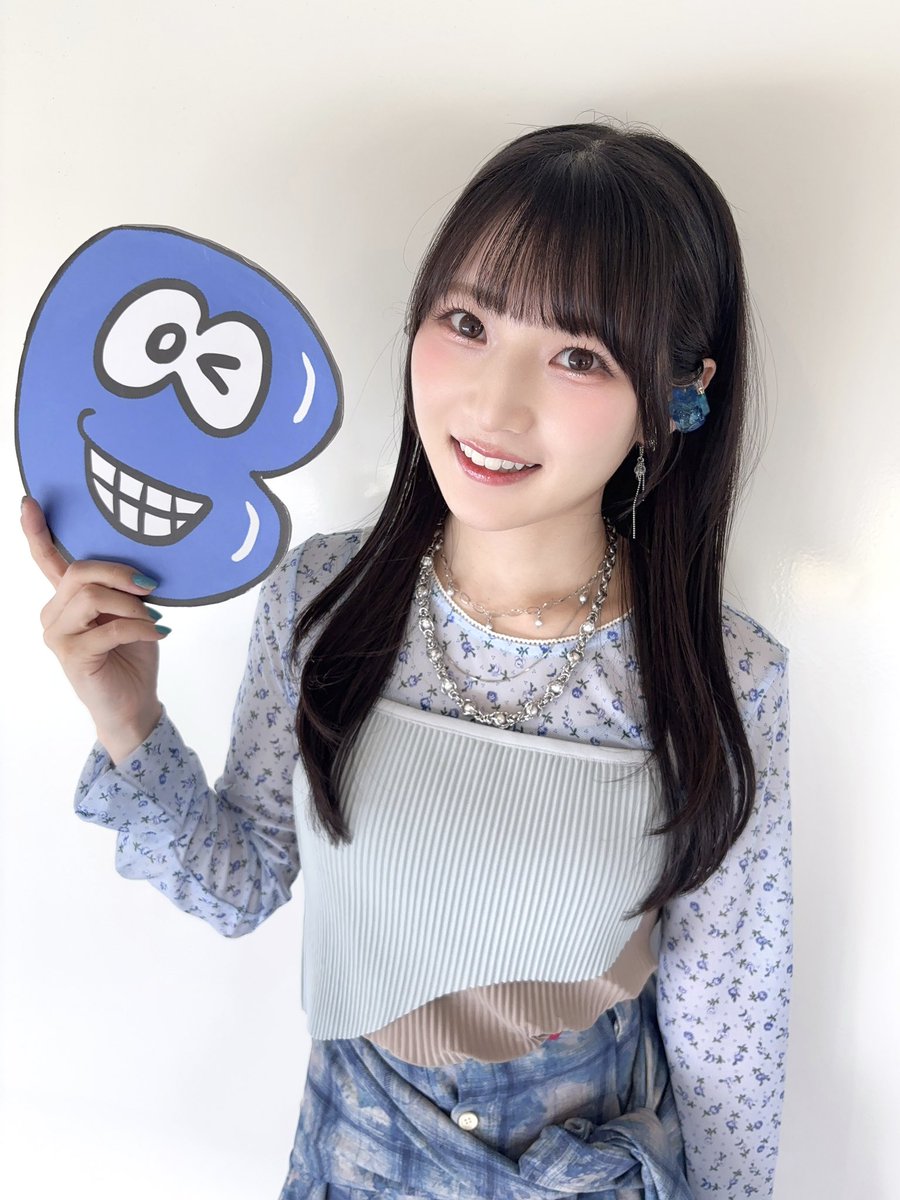 aoki__hina's tweet photo. 日本テレビ系「#バズリズム02」
ご視聴ありがとうございました🍒🎧

8月度のOPテーマ
「恥ずかしながら踊らせていただきます」を
スタジオ歌唱させていただきました🎸

番組OPを担当できて嬉しいです✨
たくさんの方のお耳に残りますように🐥🎶 https://t.co/ROXdh0j3dN