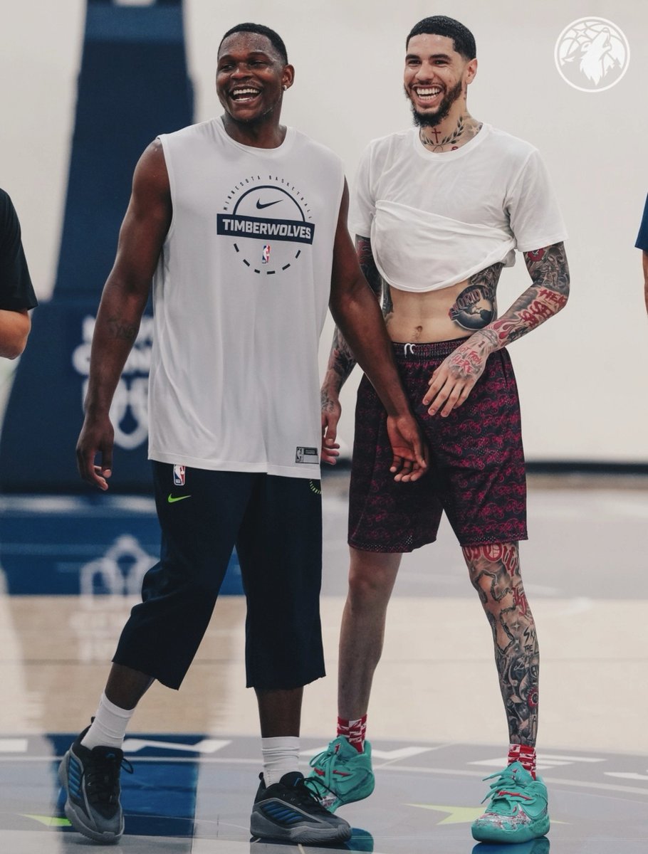 NBAdabad's tweet photo. Anthony Edwards e LaMelo Ball treinando juntos.

É real mesmo... Emociona demais. https://t.co/2g3nJr4eOf