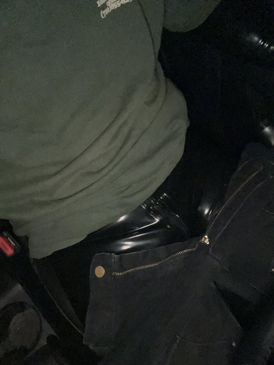 rubber_dog's tweet photo. Night driving https://t.co/LMdzWHLJeI